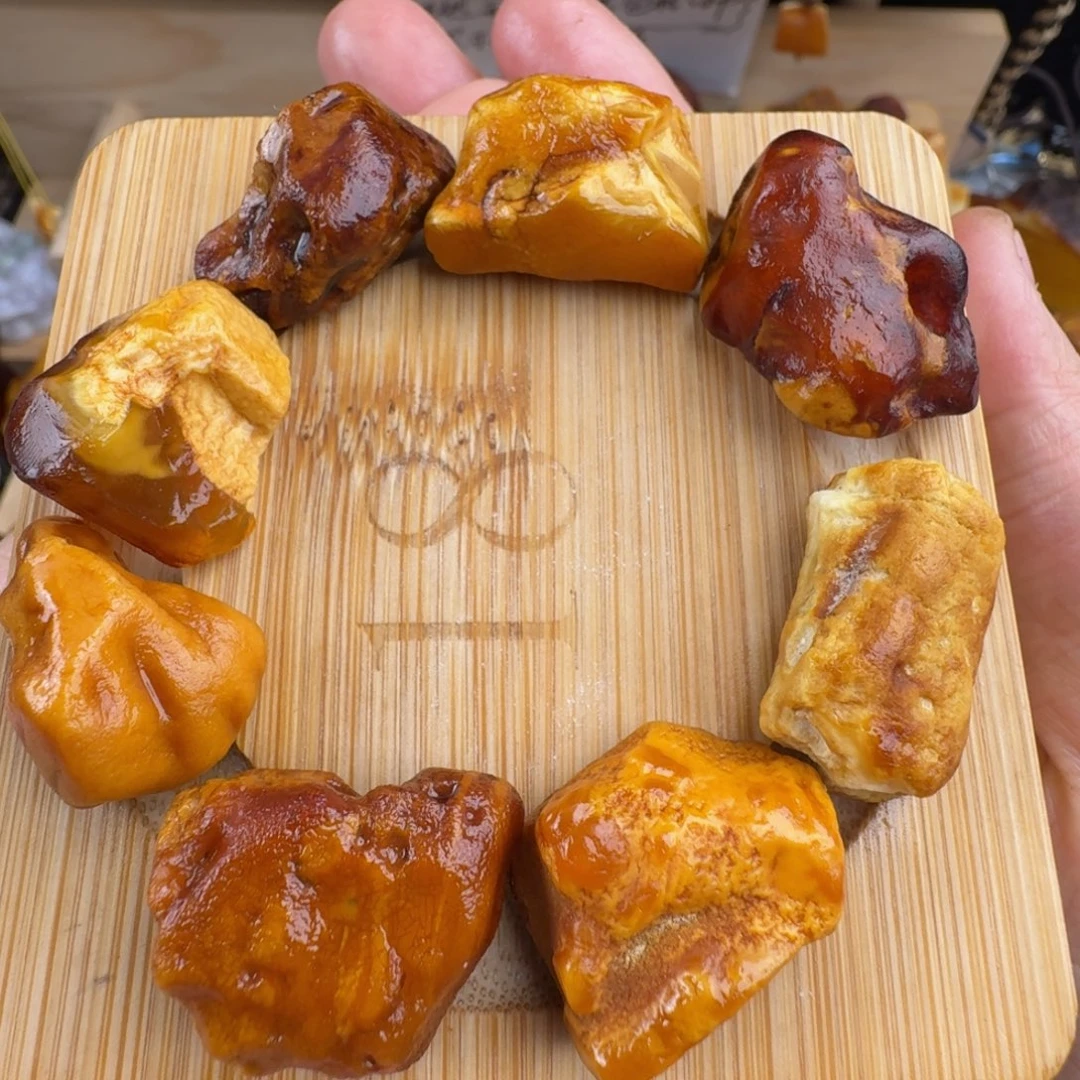 定制琥珀未镶嵌28.9克