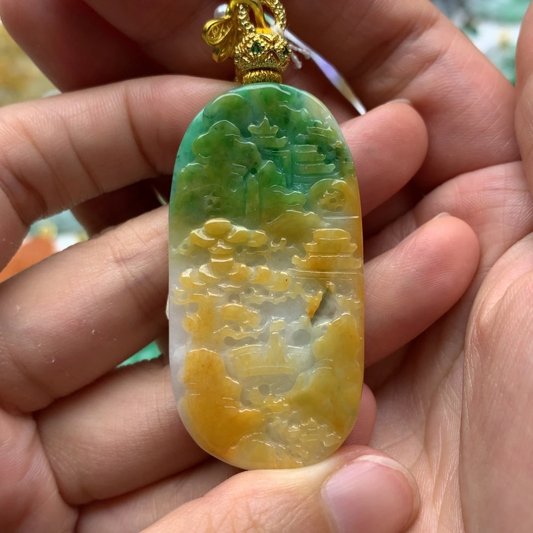 翡翠未镶嵌颈饰翡翠