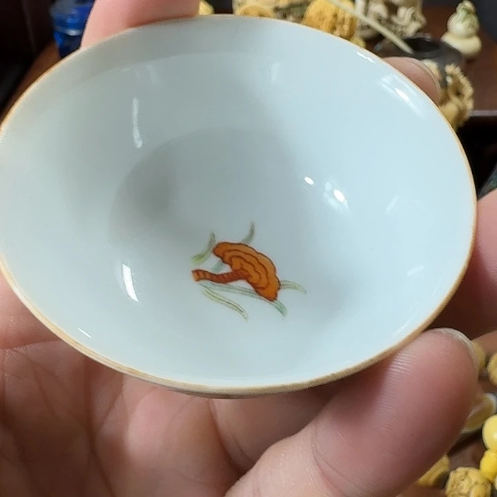 康***虾瓷片精致雕刻工艺品