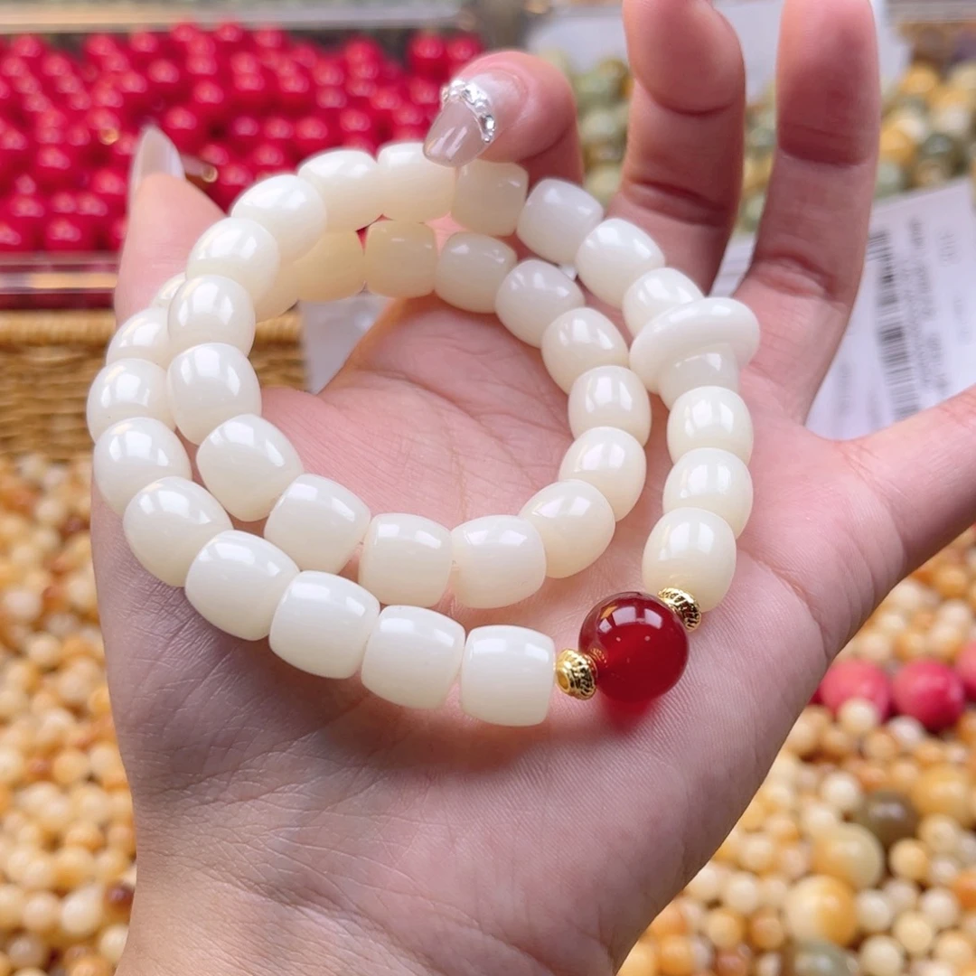 白玉菩提吊坠z11mm70颗。白月光