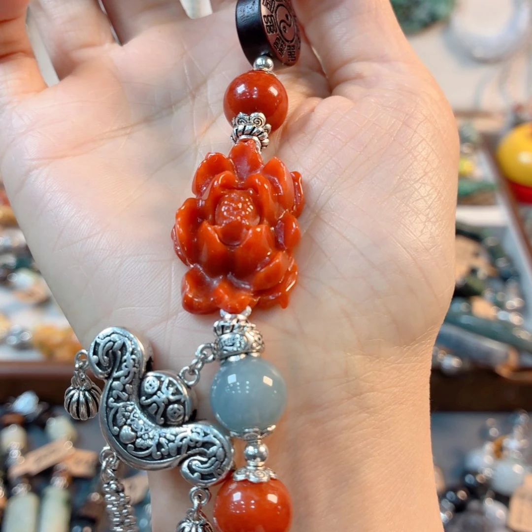 未镶嵌手链翡翠是***吖手串