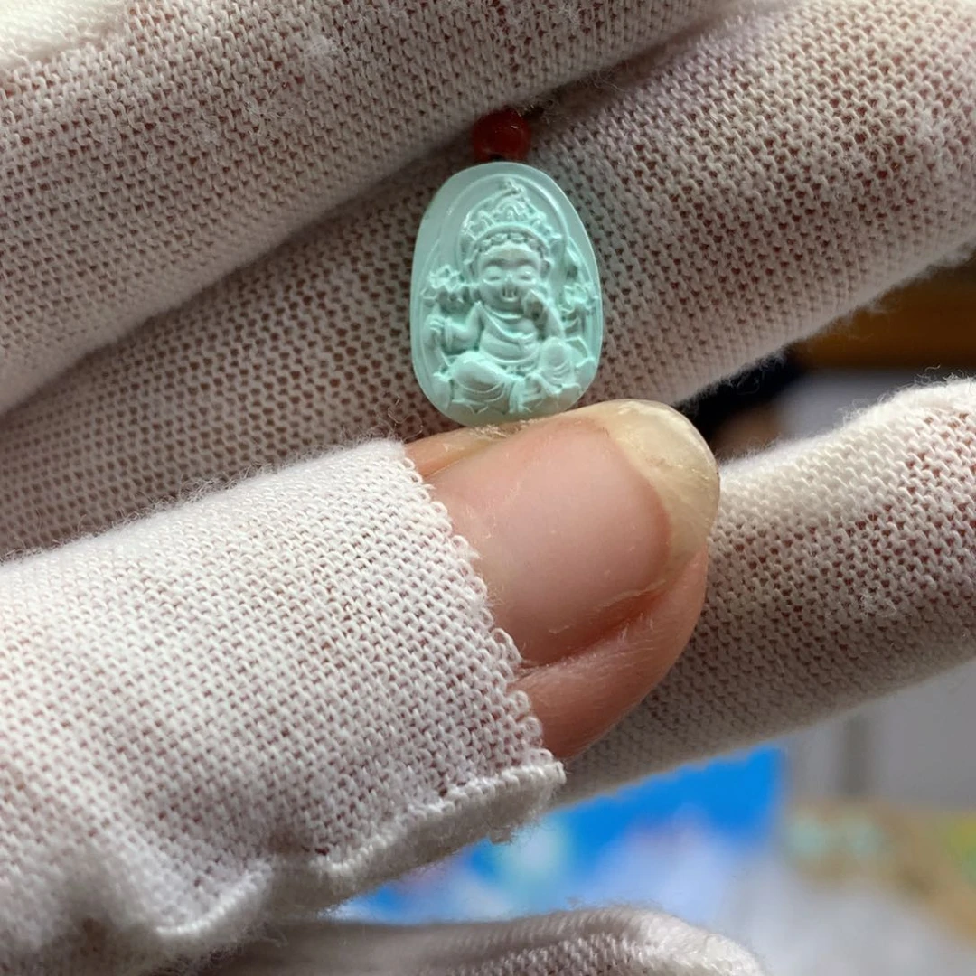 绿松石未镶嵌挂件