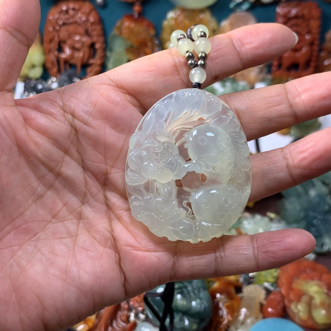 蛇纹石玉未镶嵌挂坠