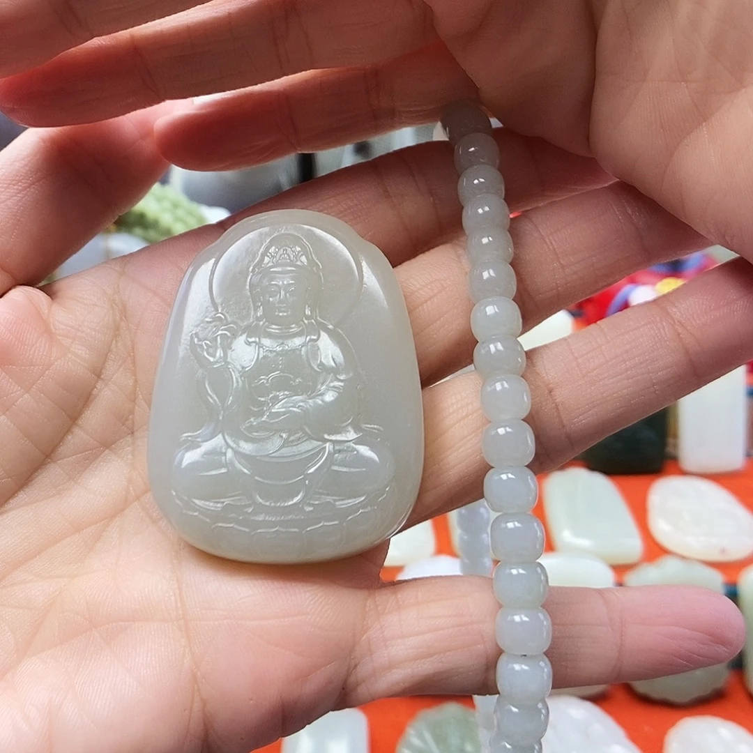 灵***感和田玉未镶嵌颈饰