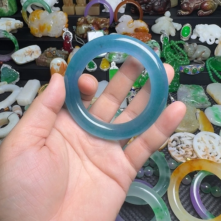 用****扬密胺瓷片实物如图