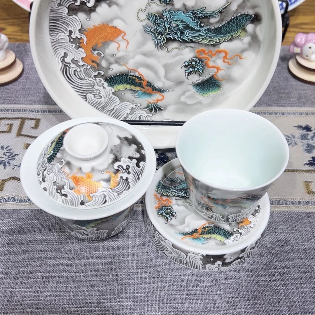 景德镇陶瓷学院等单位联合主办了