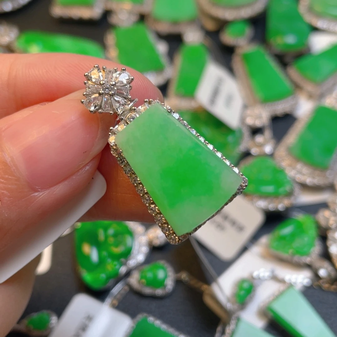 翡翠银S925镶嵌颈饰