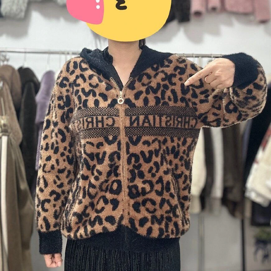 中年妈妈秋冬装豹纹毛呢外套2025新款洋气中老年女装针织呢子上衣