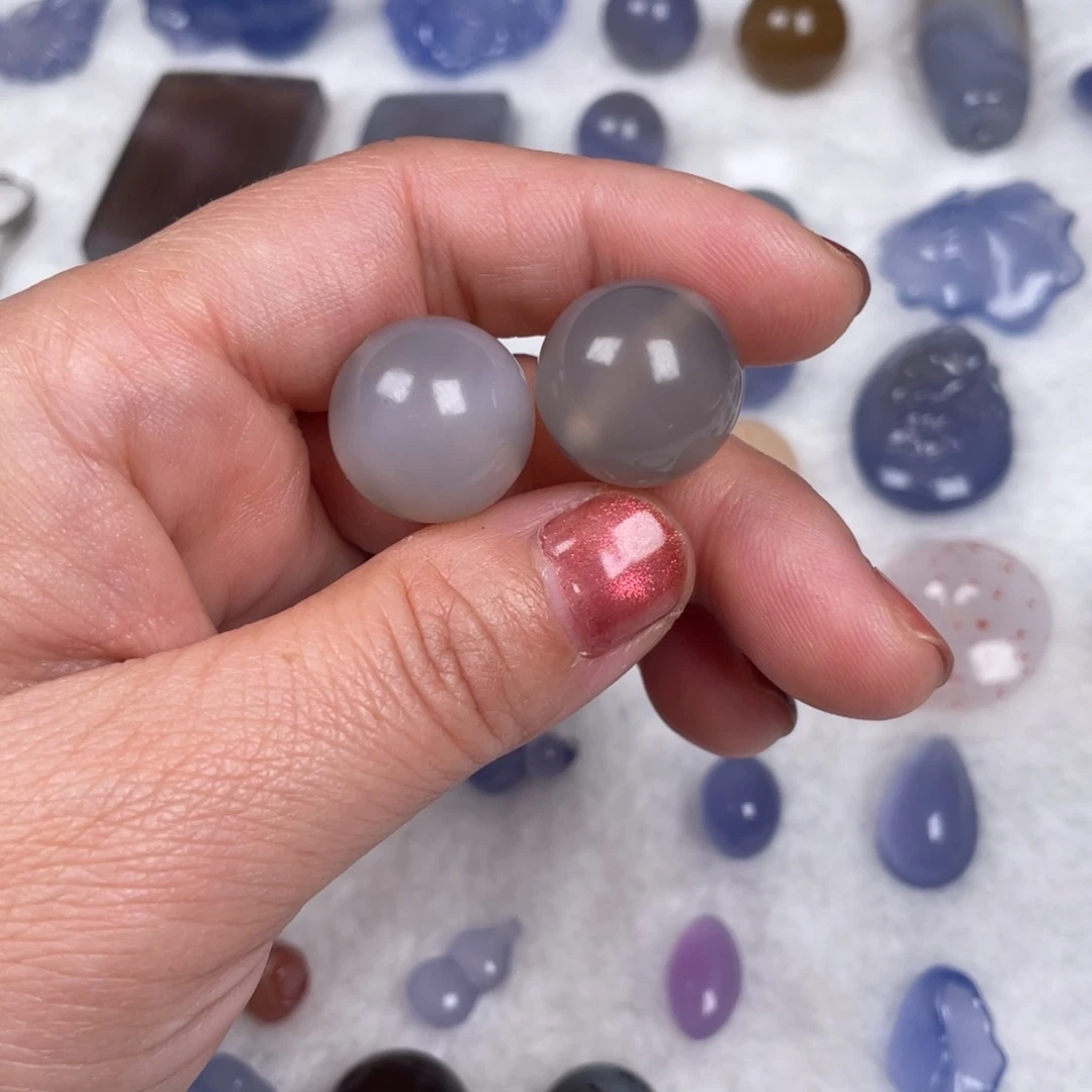 玛瑙/玉髓未镶嵌颈饰蓝玛瑙珠子一对