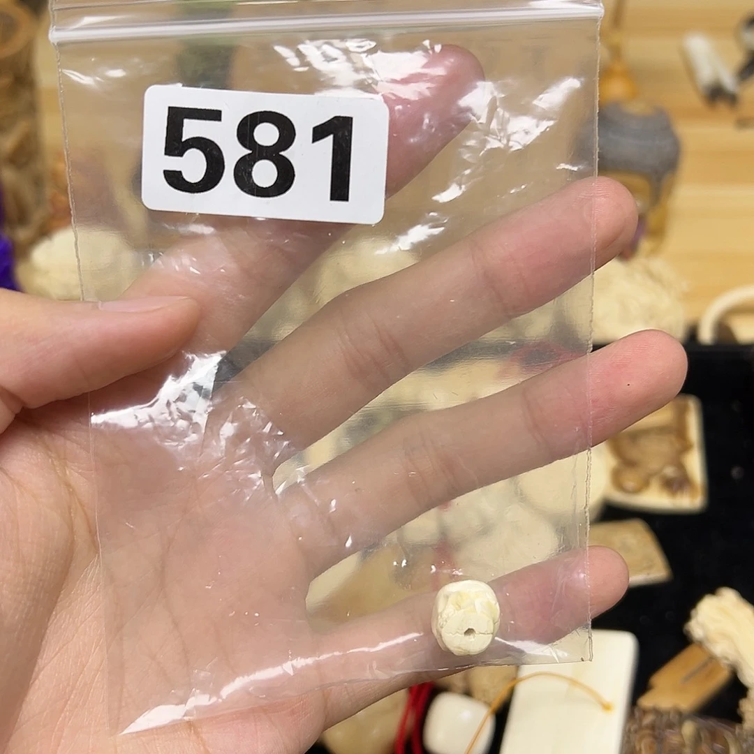 *****天然猛犸象牙瑕疵品