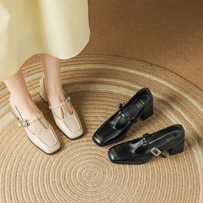 2025新款方头粗跟夏季纯色英伦风米白色单鞋法式女鞋真皮玛丽珍鞋