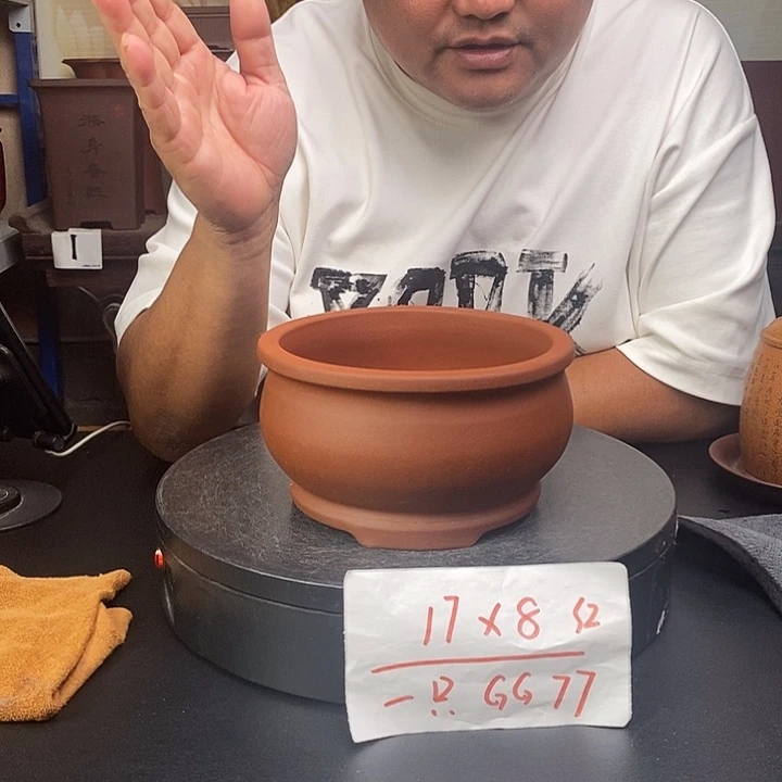 紫砂花盆货号一只GG77