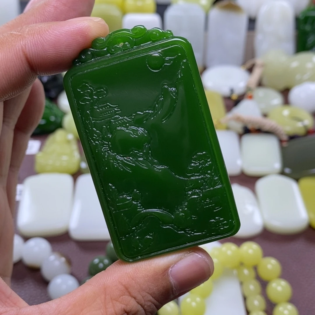 和田玉未镶嵌颈饰