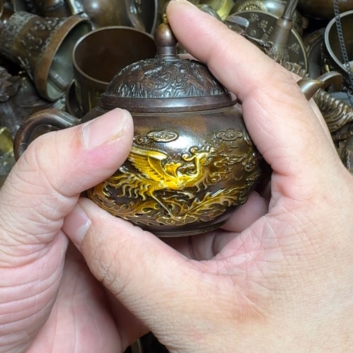 铜器摆件收收藏藏