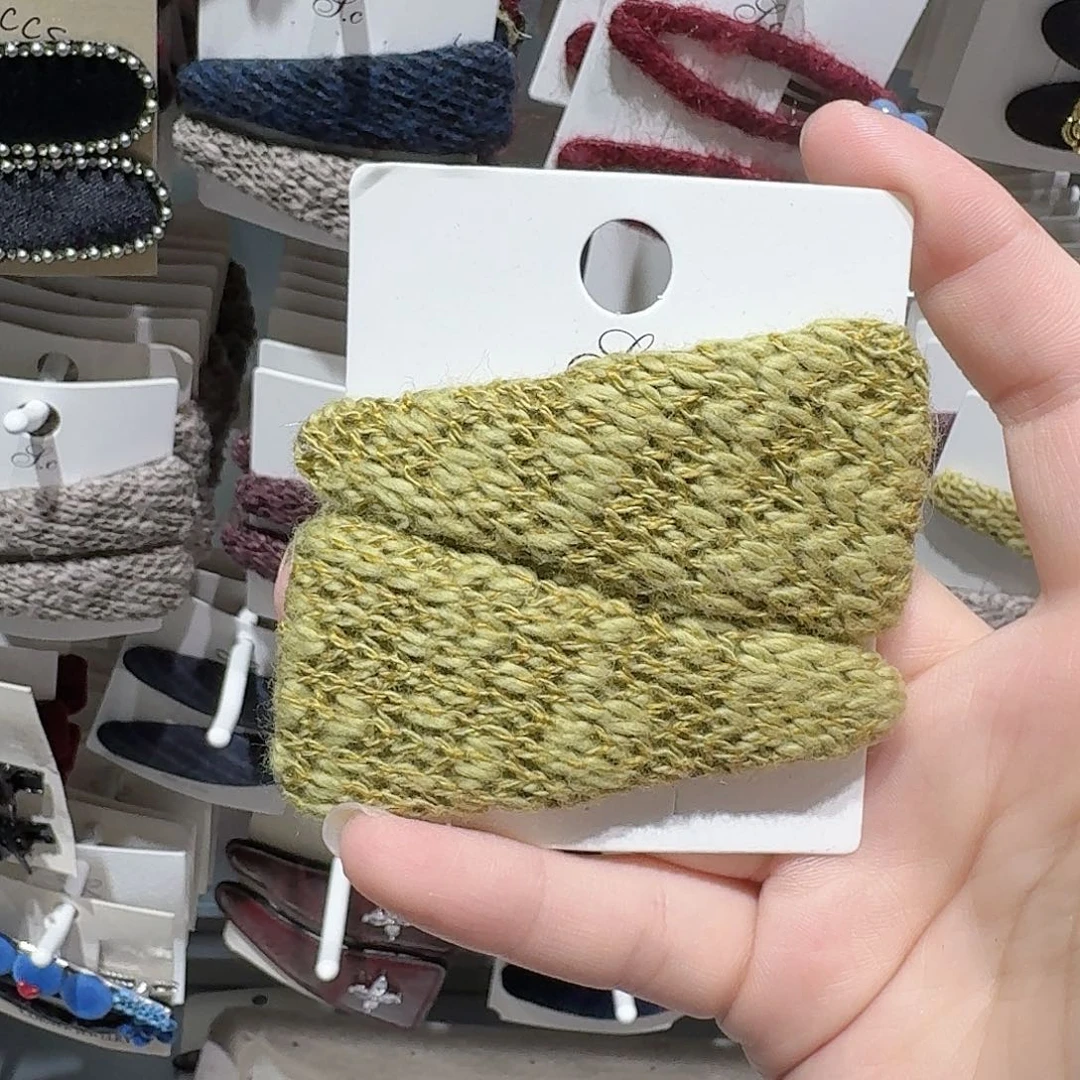 非金属布艺黄色三角拜拜
