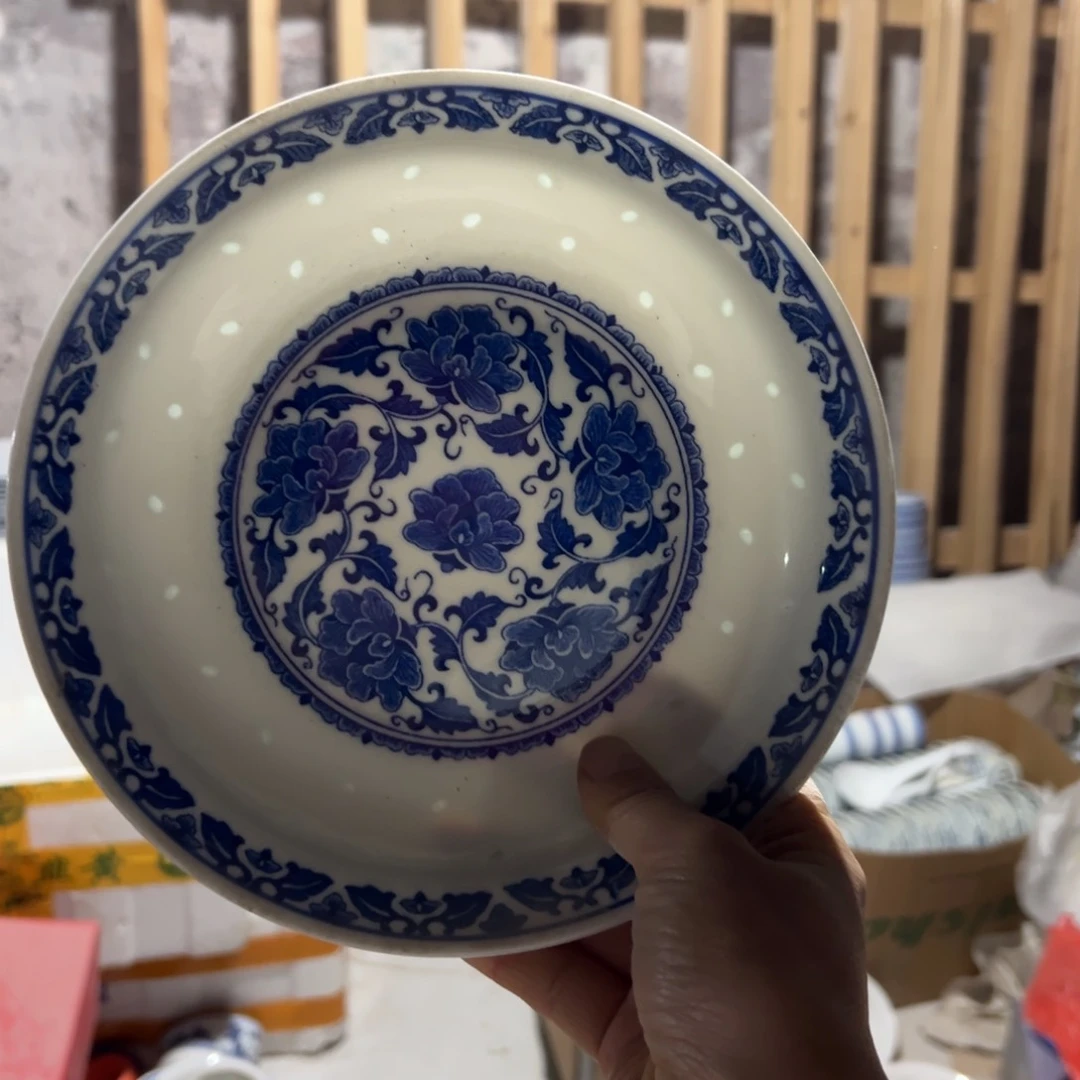 碗青花玲珑8寸牡丹盘子