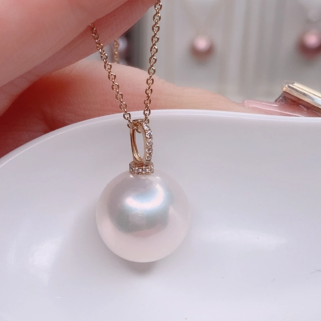 淡水珍珠吊坠(赠链)18K金镶嵌