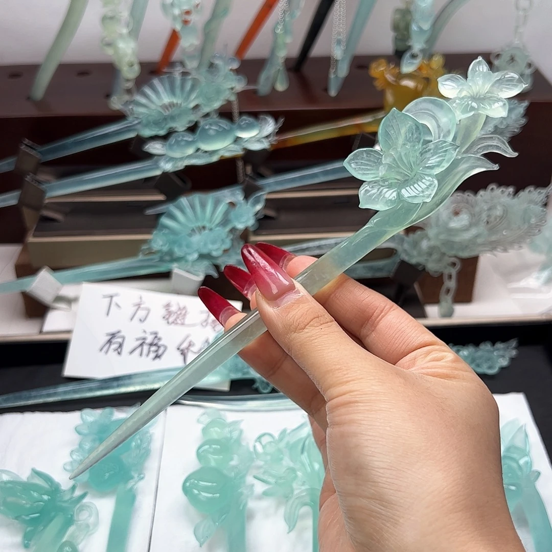 蛇纹石玉未镶嵌发饰