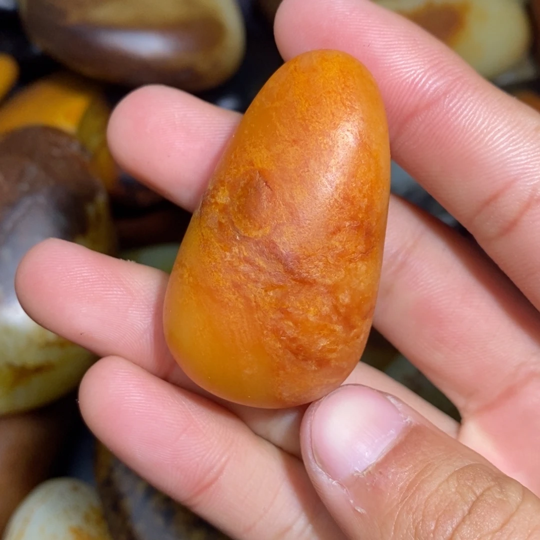 和田玉未镶嵌珠宝奇石