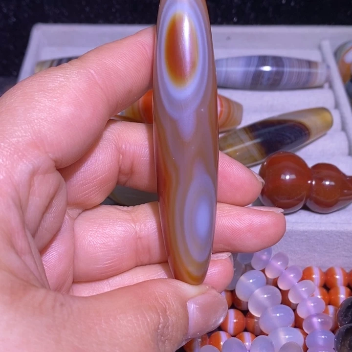 无***士玛瑙/玉髓未镶嵌颈饰