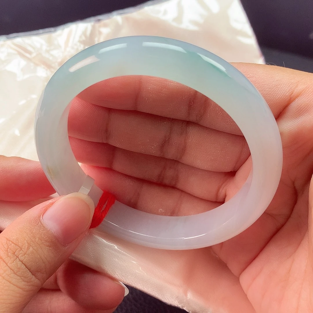翡翠手镯未镶嵌天然缅甸A货翡翠手镯