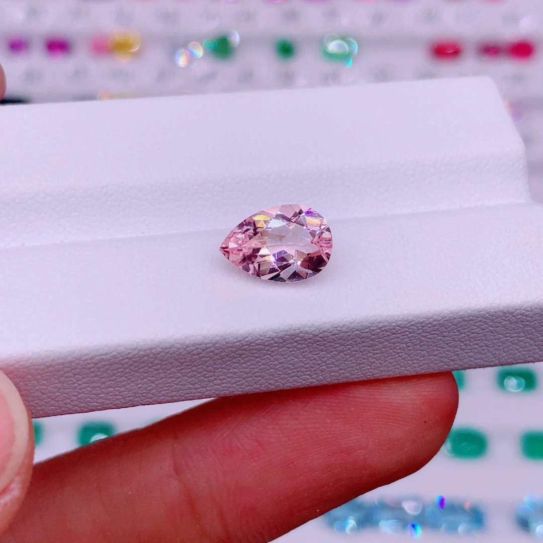 未镶嵌裸石绿柱石（摩根石）