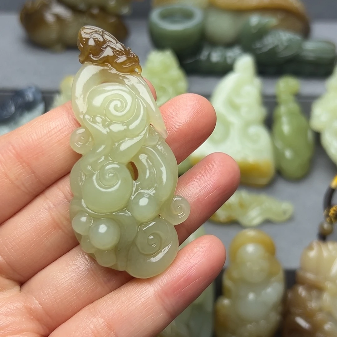 和田玉未镶嵌挂件