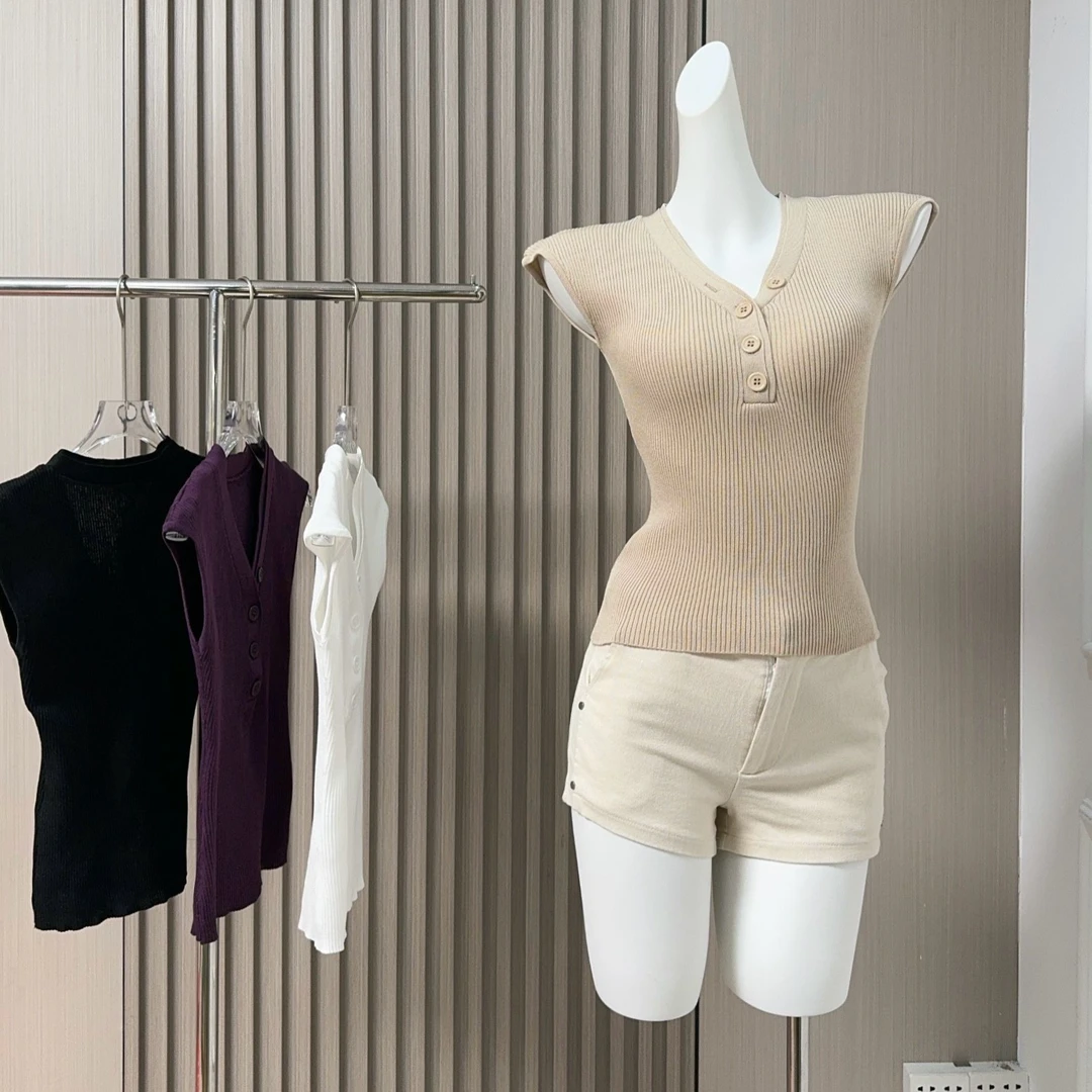 韩系纽扣修身显瘦针织百搭上衣