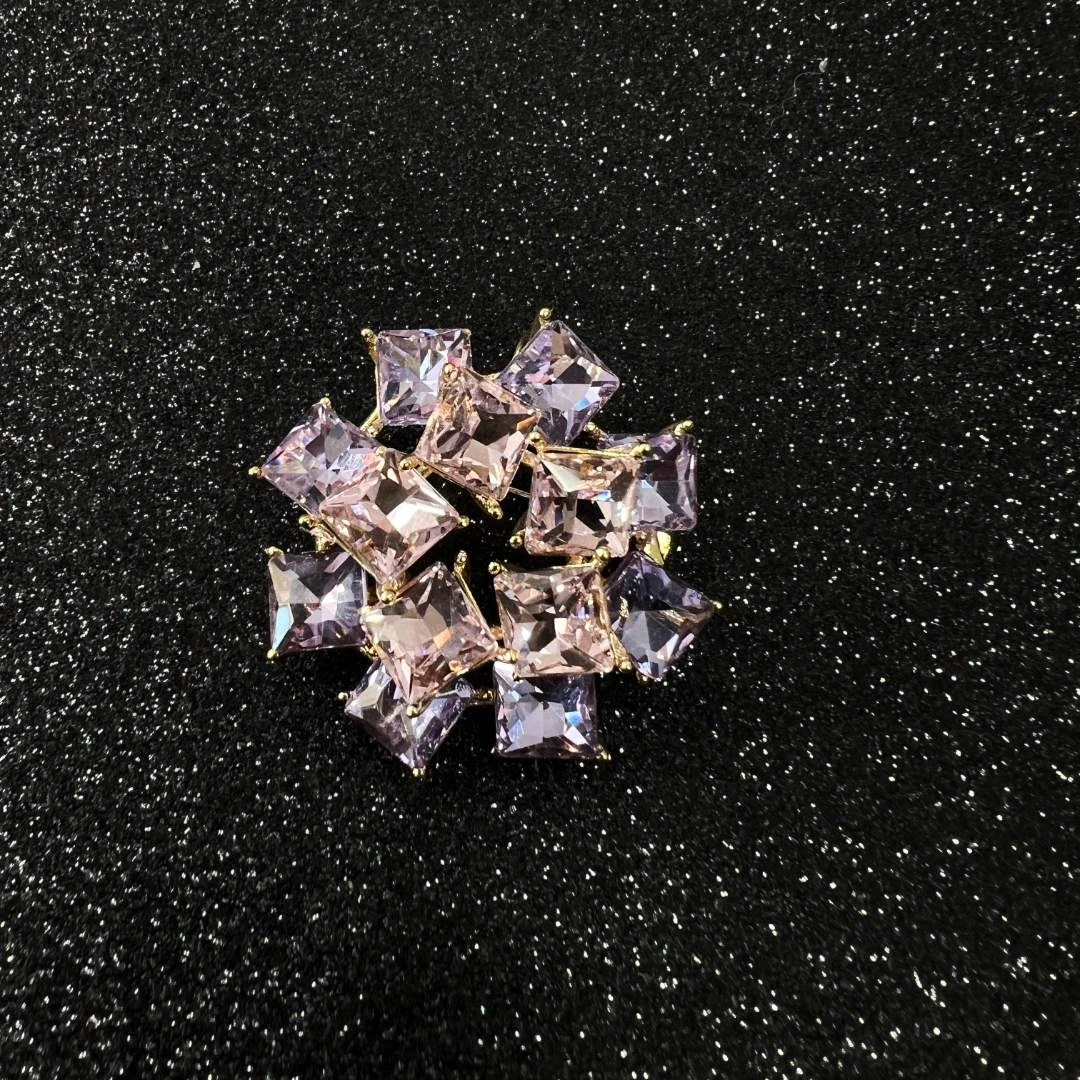 锌合金珐琅胸针 xz4897粉色星辰