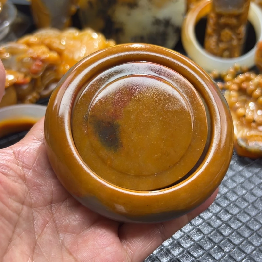 水***座颈饰未镶嵌石英质玉