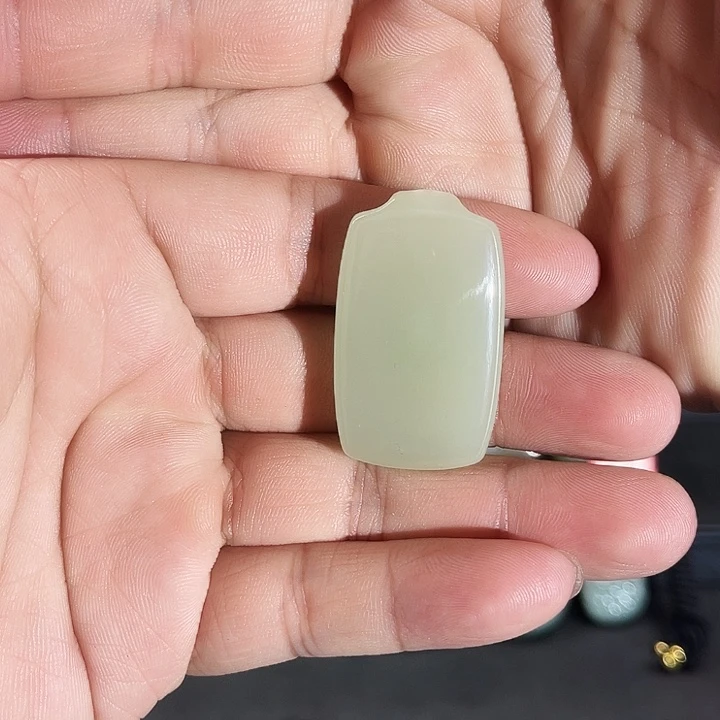 和田玉未镶嵌吊坠(不含链)