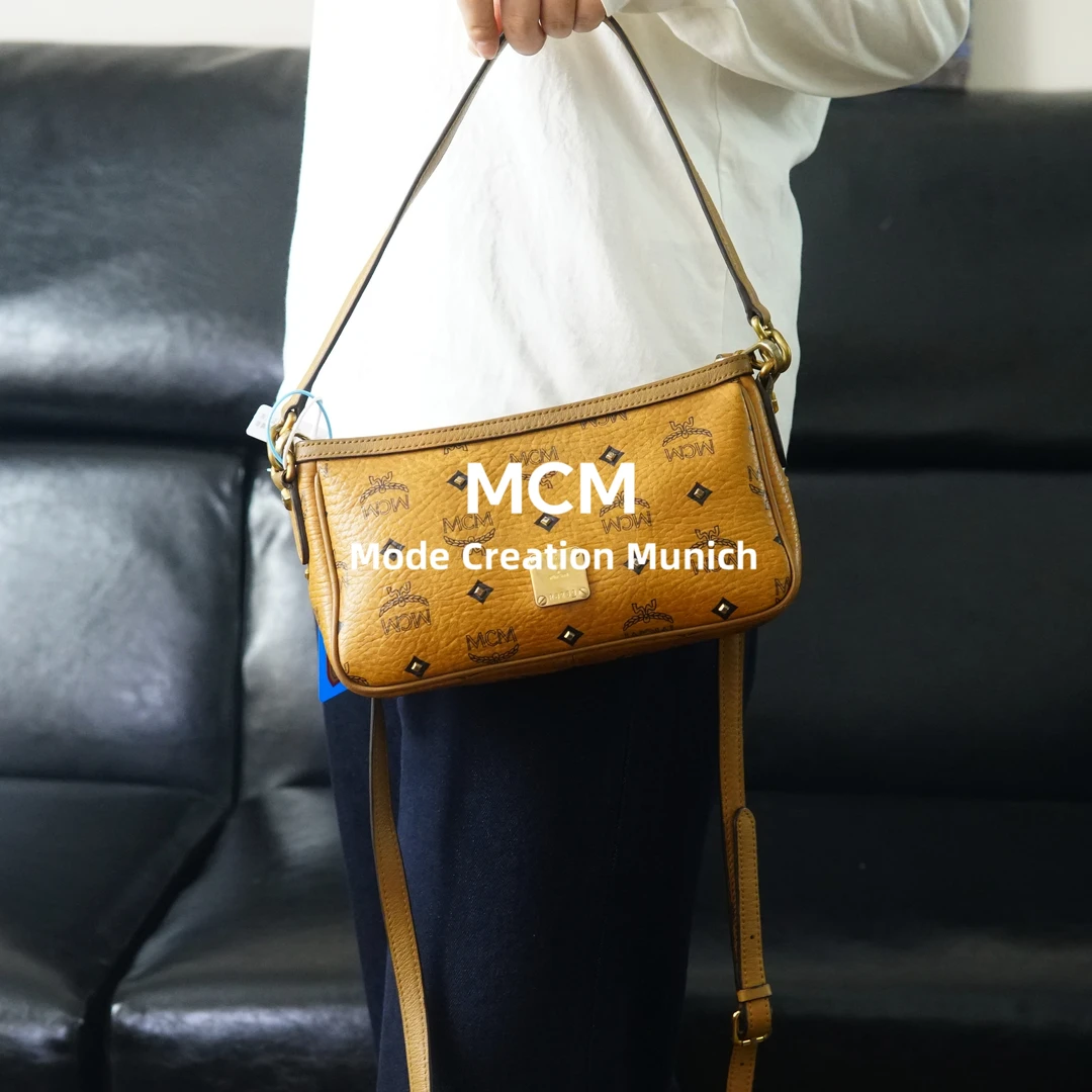 95新 MCM 干邑色斜挎包/AF12502007/2007
