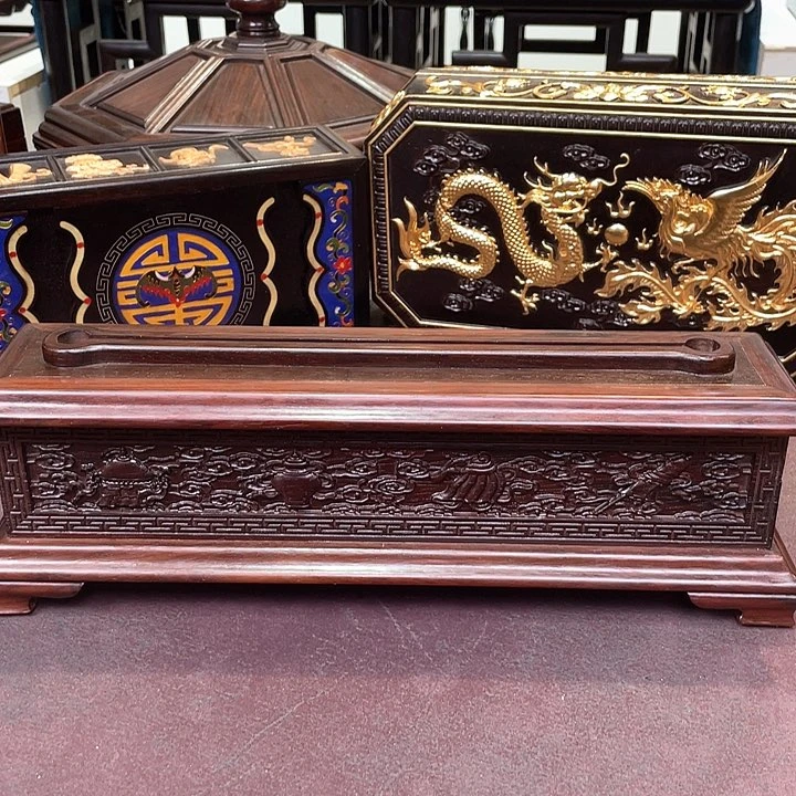 红酸枝木类端景台