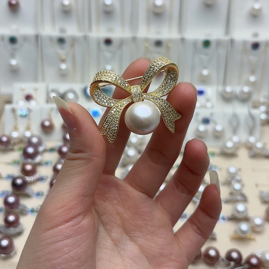 淡水珍珠颈饰合金