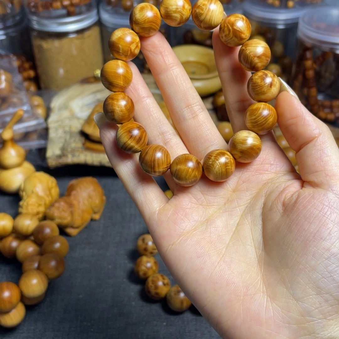 柯***基柏木（崖柏）1.5乱纹闪