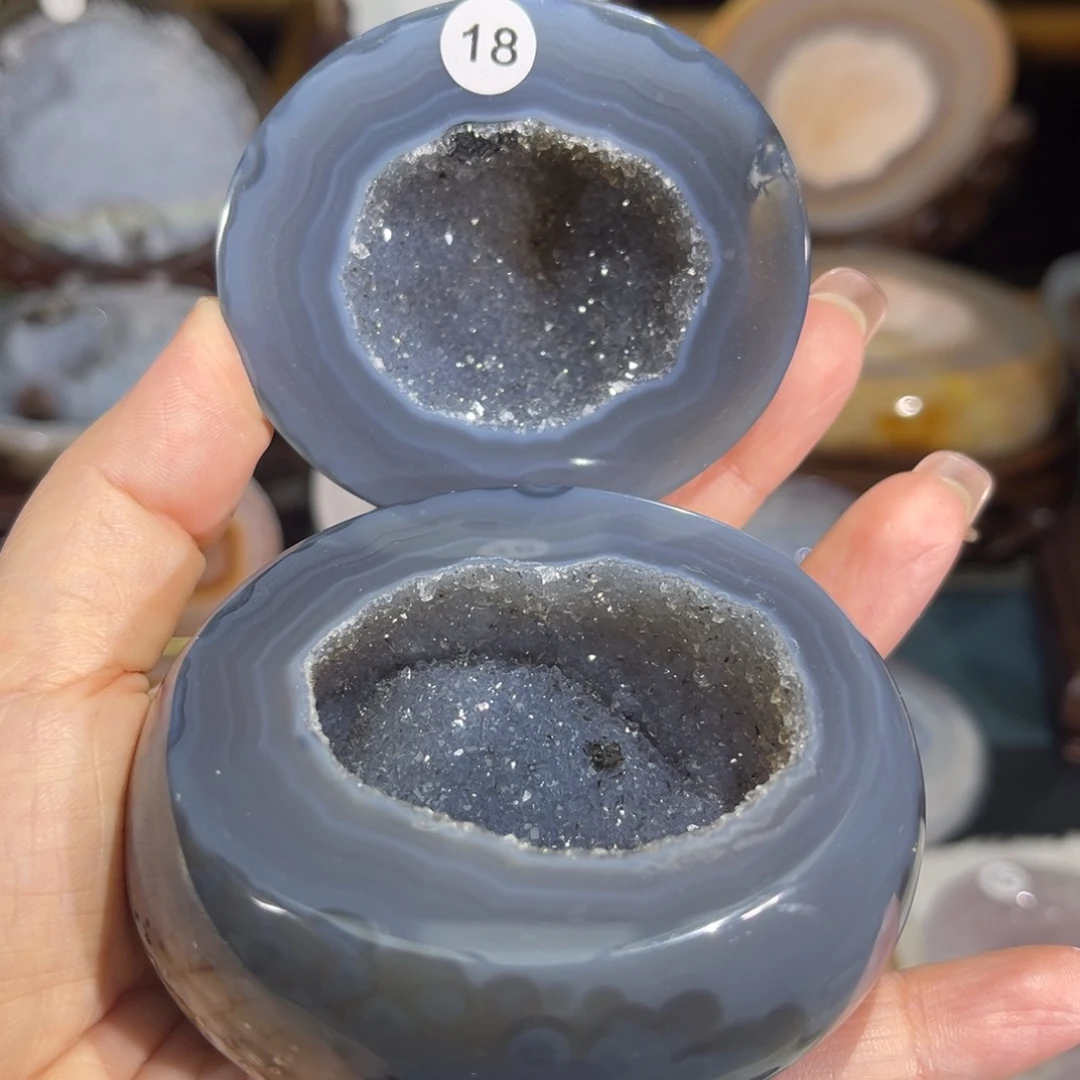 未镶嵌水晶大型摆件（非配饰）