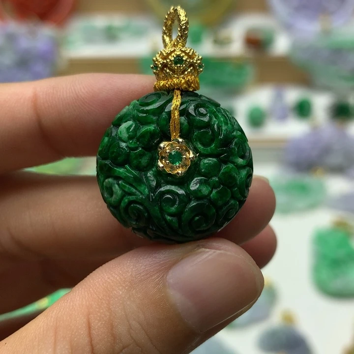 颈饰未镶嵌翡翠翡翠