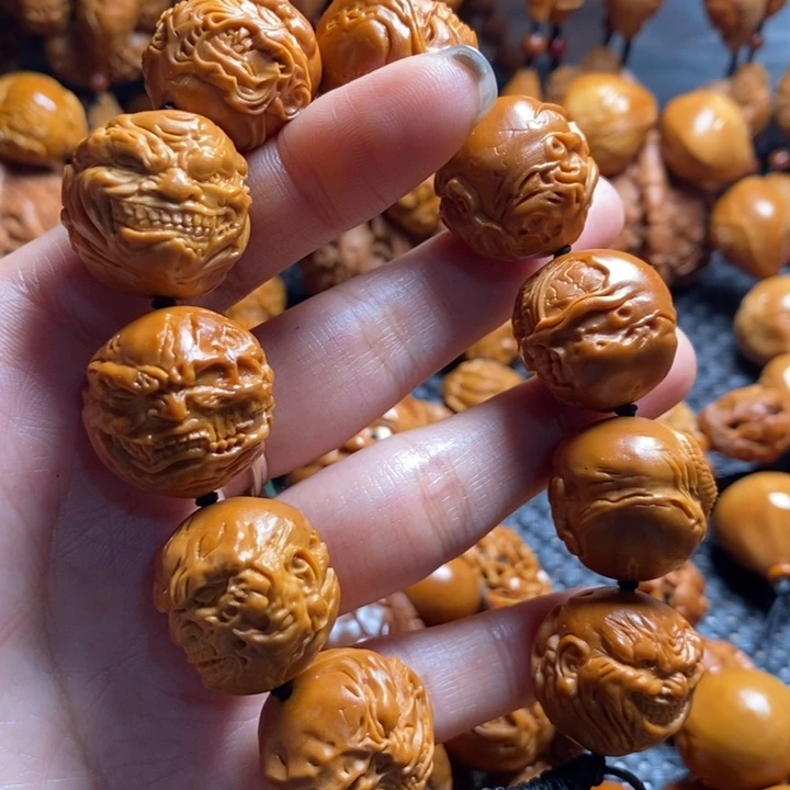 吊坠橄榄核星*向死而生