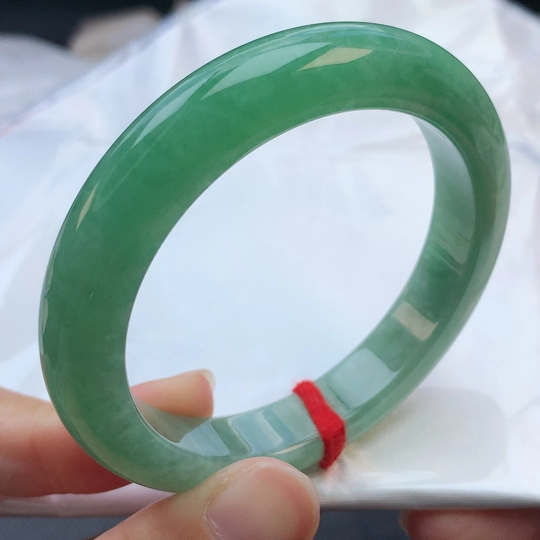 翡翠手镯未镶嵌53圈口250004