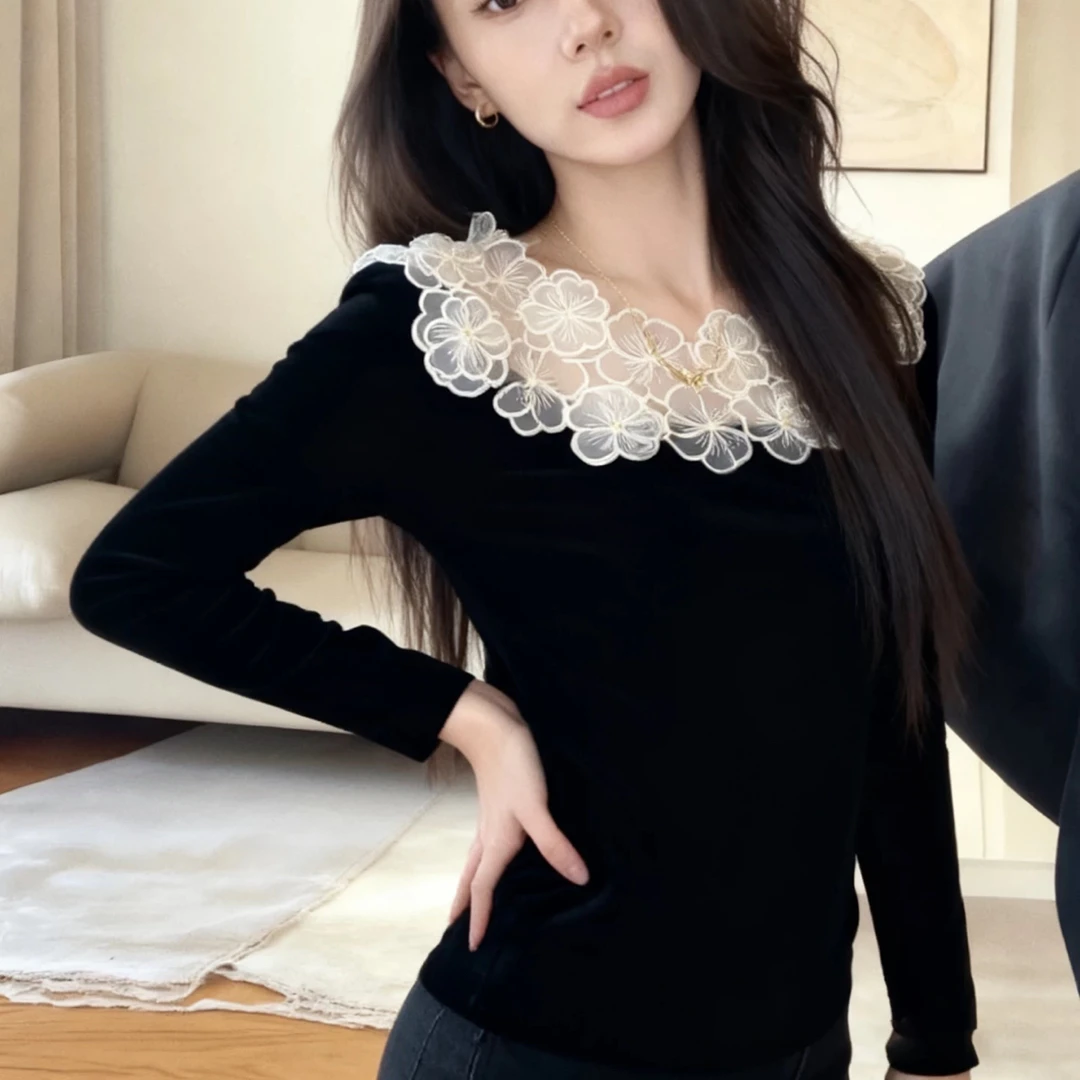 法式轻奢立体花朵蕾丝拼接长袖T恤女秋冬显瘦内搭打底衫大码上衣