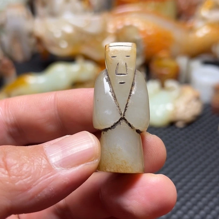 和田玉（糖玉）未镶嵌挂件