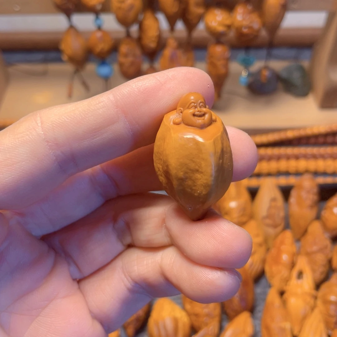 橄榄核吊坠包衣弥勒