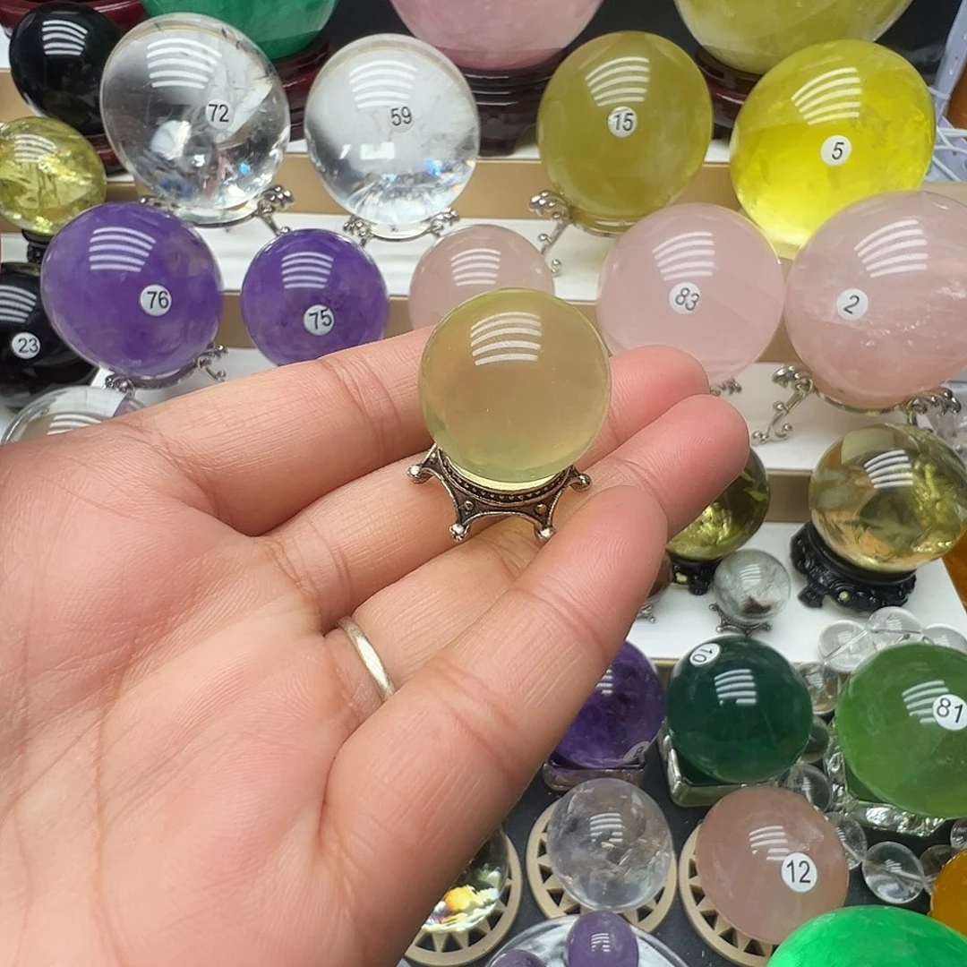 未镶嵌水晶珠宝半成品