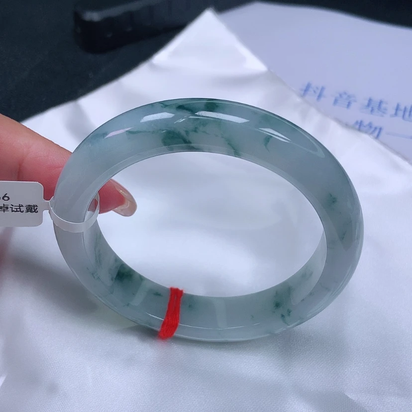 【闪购商品】未镶嵌手镯翡翠56，
