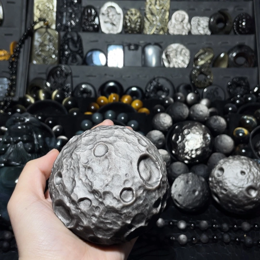 南***城黑曜岩未镶嵌珠宝奇石