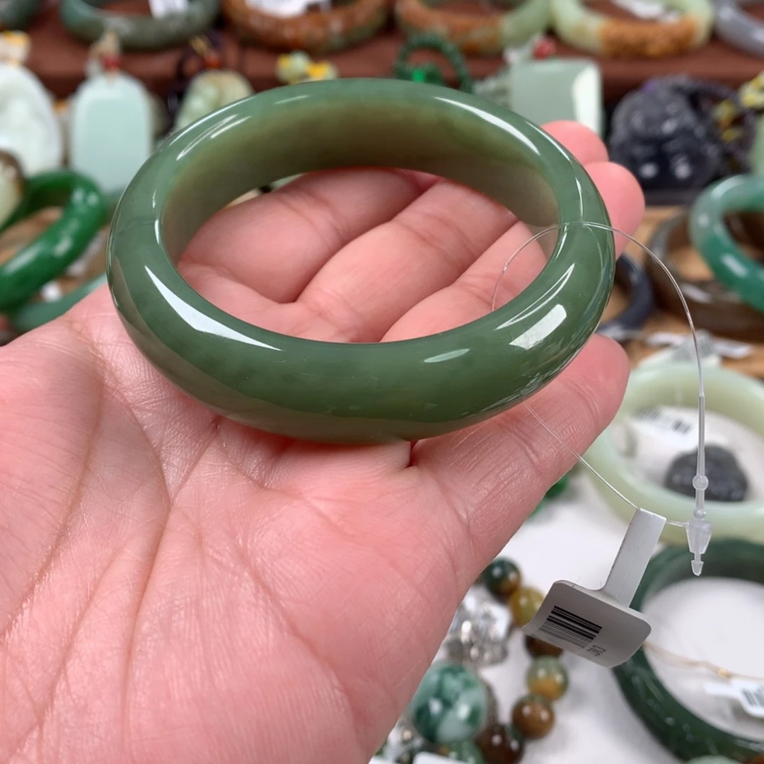 和田玉手镯未镶嵌55口径