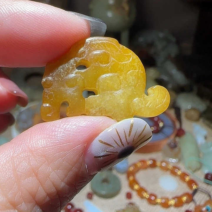 和田玉未镶嵌挂件