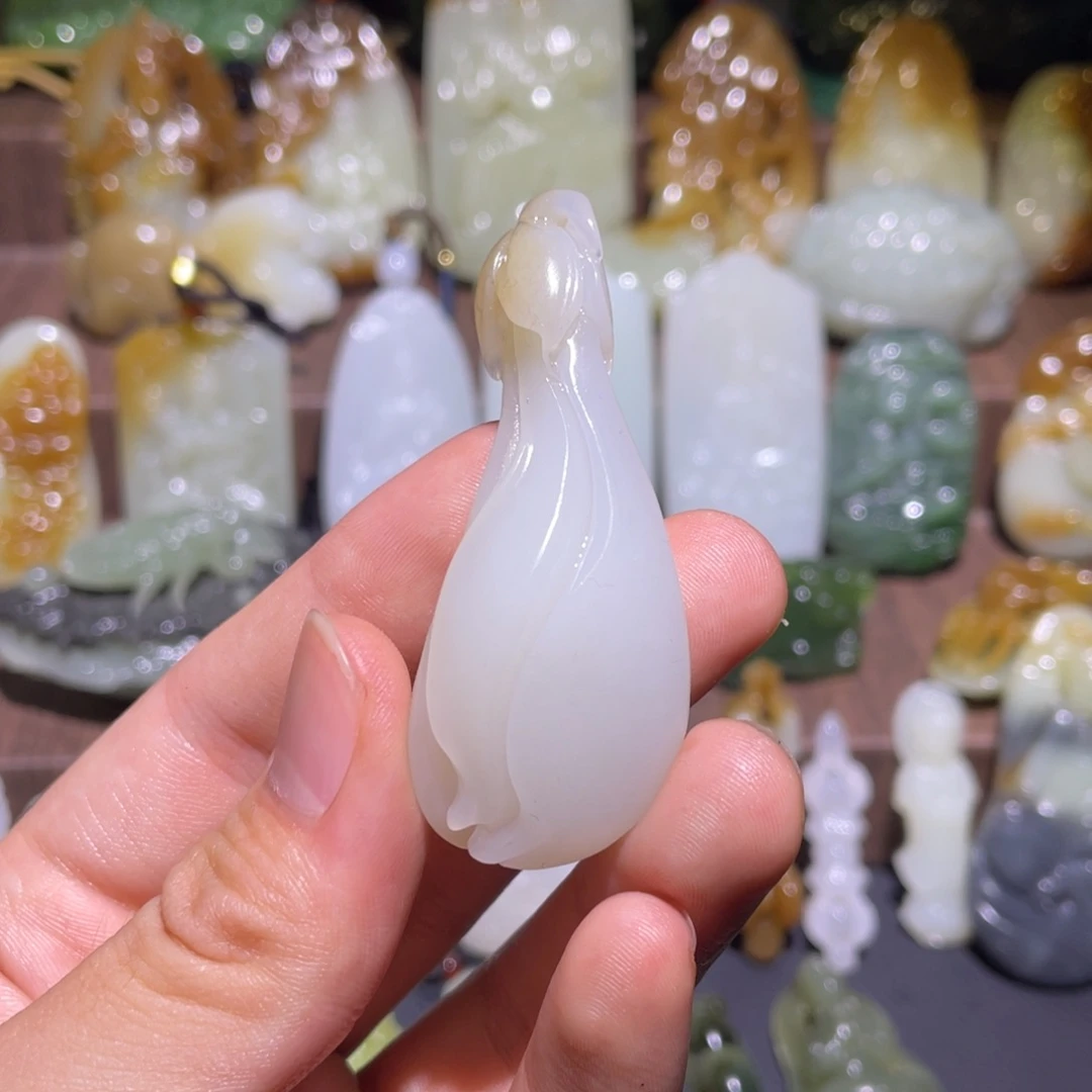 颈饰未镶嵌和田玉