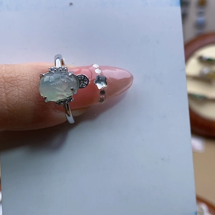 翡翠戒指银S925镶嵌1111