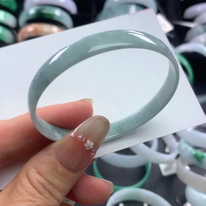 翡翠手镯未镶嵌1111111
